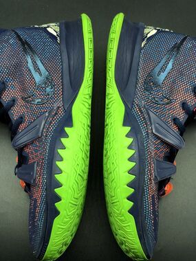 Nike Kyrie 7 Midnight Navy Basketball Shoes Sneakers Neon CQ9326-401 Mens Size9